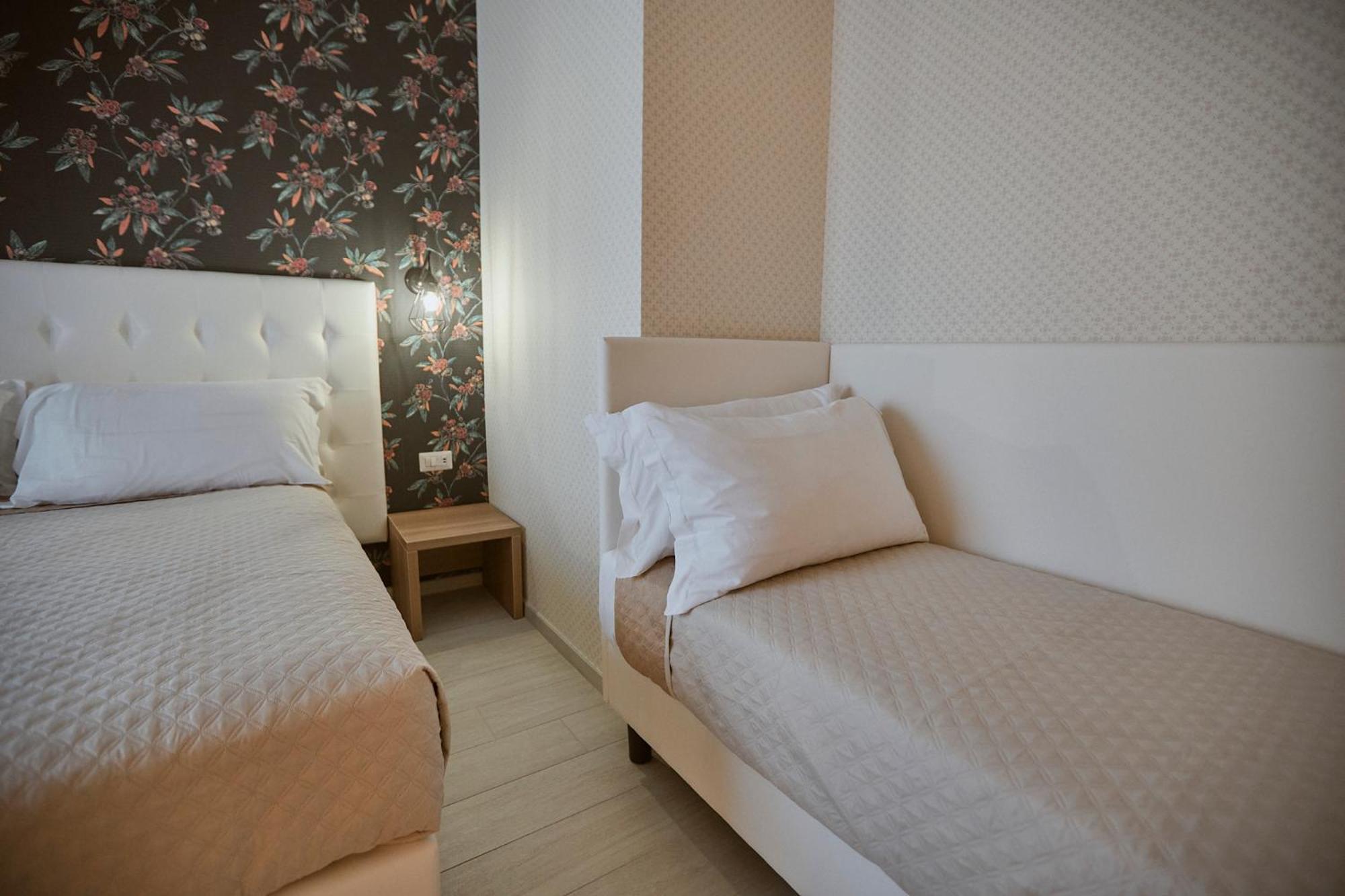 Castrichella Boutique Hotel Rome Airport Fiumicino Exterior foto